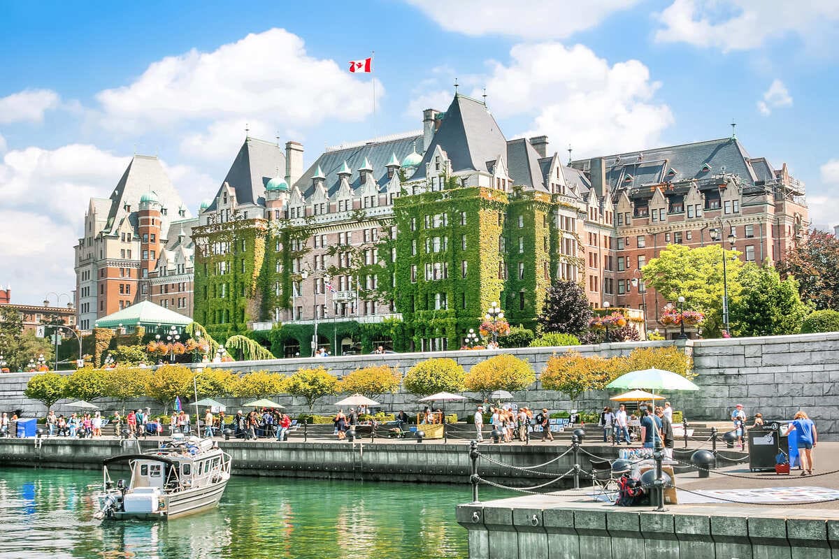 Forget Europe! Here’s 4 Beautiful Cities Across The Border In Canada Oozing Old World Charm