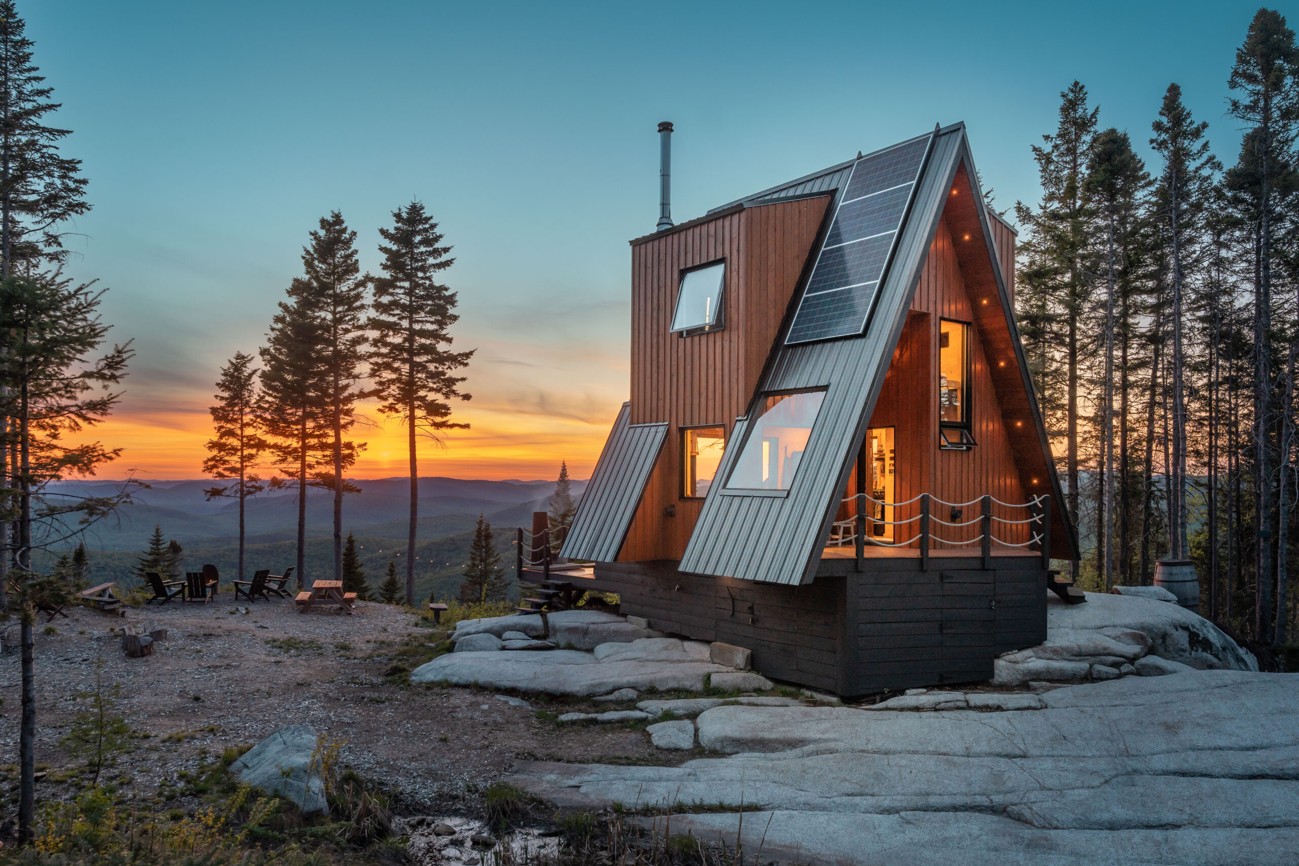 Airbnb launches companies, celeb experiences, and new app in 2025
